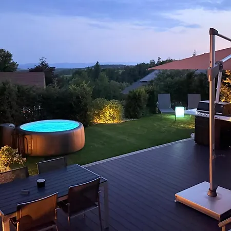 Hébergement de vacances Luxus Tiny House Mit 36 Grad Whirlpool