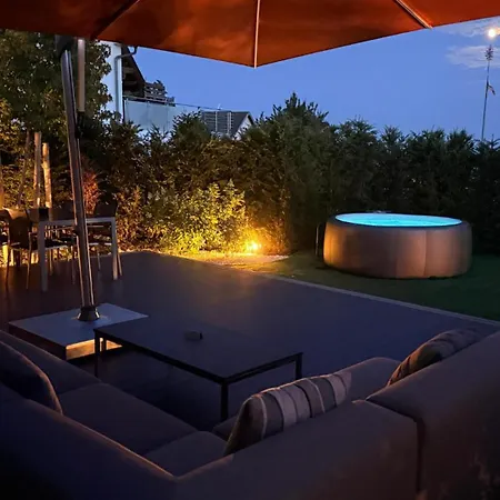 Luxus Tiny House Mit 36 Grad Whirlpool Hébergement de vacances